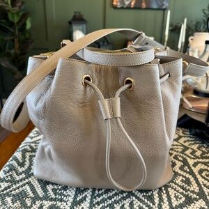 Quince Shoulder Bag